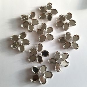Lot of 9 vintage settings silver tone metal clasps? For stones or rhinestones